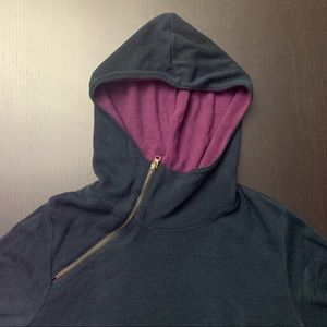 Unique Dark blue hoodie size M